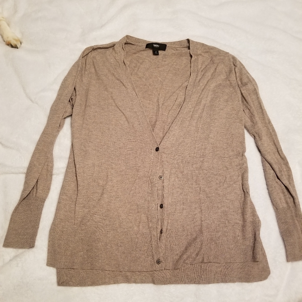 💥SOLD💥 Mossimo button up sweater